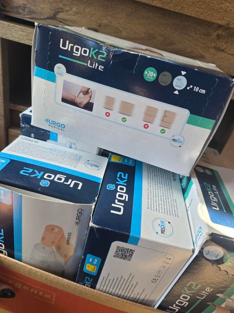 12 dozen urgo K2 zwachtels, Diversen, Verpleegmiddelen, Ophalen