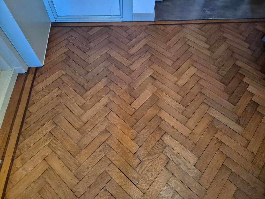 Houten Visgraat Vloer in goede staat - 25m² - Massief eiken, Doe-het-zelf en Verbouw, Vloerdelen en Plavuizen, Ophalen, 30 cm of meer