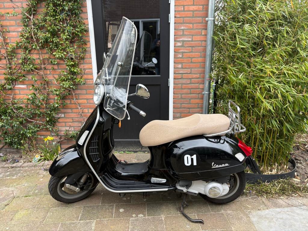 Vespa GTS 250, Scooter, Particulier