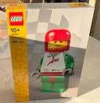 LEGO Minifiguren 40819 - Grote minifiguur van een coureur, Ophalen of Verzenden, Zo goed als nieuw