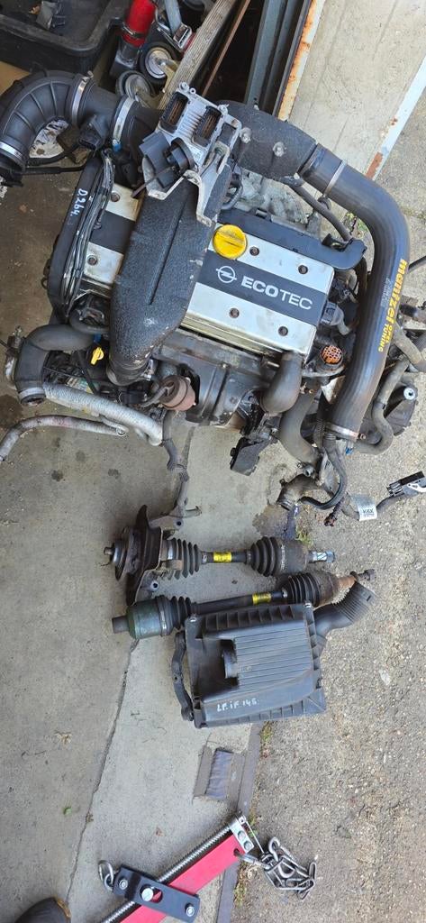 Opel astra zafira opc Z20LET OPC Motorblok met aanbouwdelen, Ophalen, Gebruikt, Opel