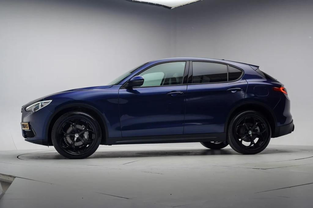 Alfa Romeo Stelvio 2.0 T AWD 280pk Super Aut. [ Xenon Navi H, Auto's, Alfa Romeo, Automaat, 4 cilinders, Blauw, Bedrijf