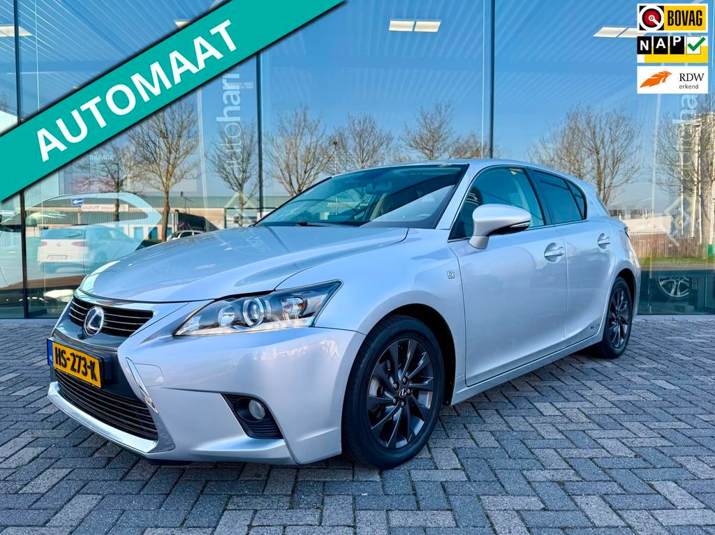 Lexus CT 200h 25th Edition, NAP, Camera, Navi, Auto's, Lexus, 1345 kg, 28 km/l, Gebruikt, 4 cilinders