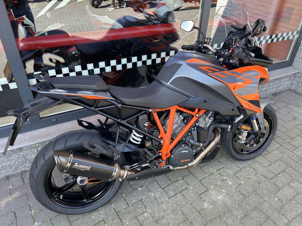 KTM 1290 SUPER DUKE GT 2022, Bedrijf, Sport