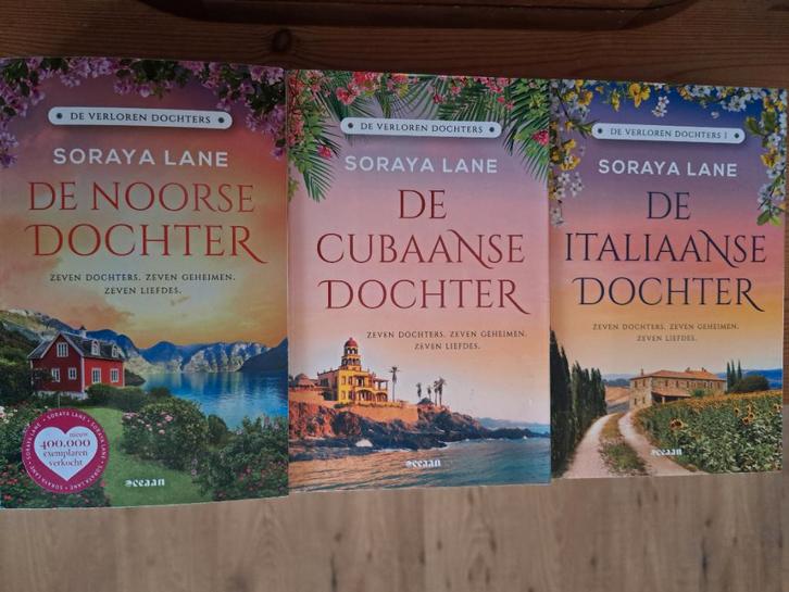 Boeken. De verloren dochters (soraya lane), Boeken, Romans, Zo goed als nieuw, Nederland, Ophalen of Verzenden