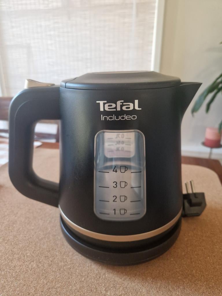 Waterkoker Tefal Includeo, 1 tot 2 liter, Ophalen, Zo goed als nieuw