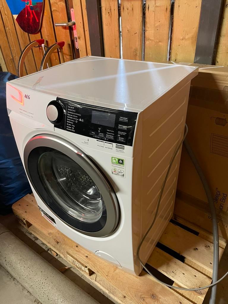 Wasmachine AEG, Ophalen, Gebruikt, 8 tot 10 kg, 1600 toeren of meer