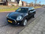 Mini Clubman 1.5 136pk 2016 Zwart, Voorwielaandrijving, 136 pk, Navigatiesysteem, Leder en Stof