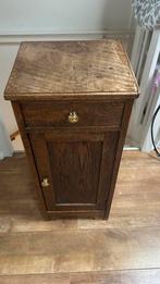 Antiek houten kastje, Ophalen