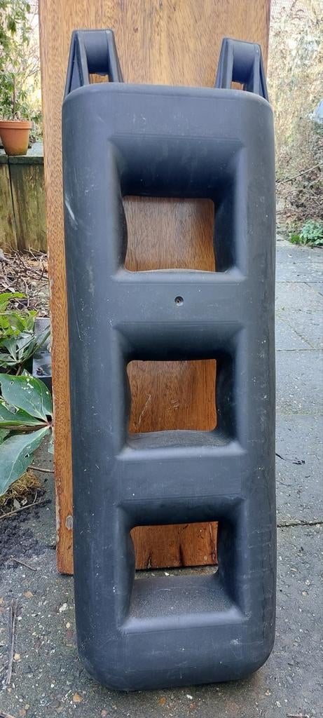 Trapfender of boegtrap. Vrijwel nieuw., Watersport en Boten, Ophalen, Zo goed als nieuw, Overige typen