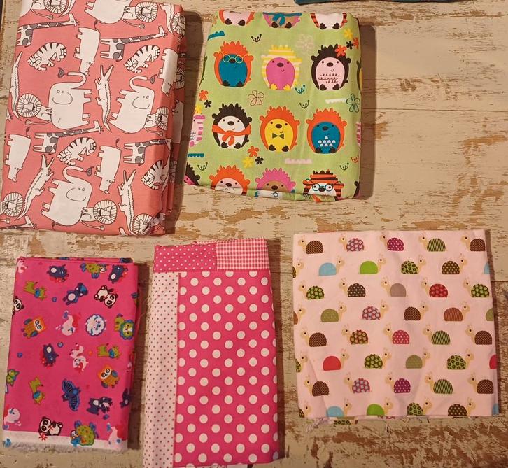 Stoffenpakket 5: kinderstof katoenen lappen, Hobby en Vrije tijd, Stoffen en Lappen, Ophalen of Verzenden