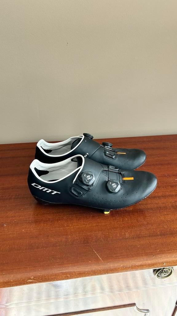 DMT D1 fietsschoenen maat 44, Fietsen en Brommers, Fietsaccessoires | Fietskleding, Ophalen, Gebruikt, Heren, Schoenen