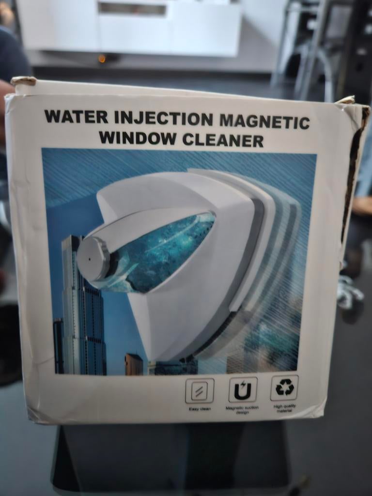 Gloednieuwe raamreiniger, Ophalen of Verzenden, Nieuw, Minder dan 50 watt