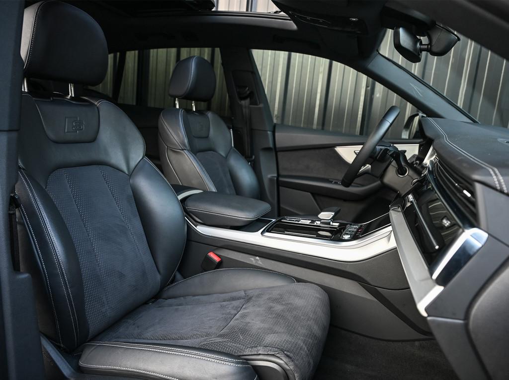 Audi Q8 60 TFSI e QUATTRO PRO LINE S COMPETITION | PANORAMAD, Auto's, Audi, Automaat, 77 km/l, Gebruikt, 2995 cc