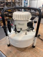 Tech air TA OL32-24 compressor, Doe-het-zelf en Verbouw, Compressors, 6 tot 10 bar, Ophalen of Verzenden, Zo goed als nieuw, Minder dan 200 liter/min