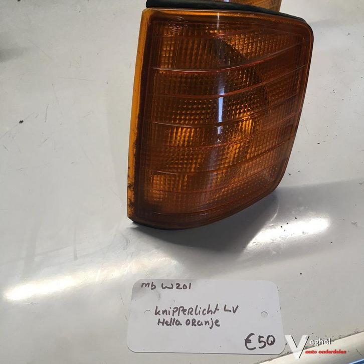 Mercedes W201  Knipperlicht Hella Linksvoor, Auto-onderdelen, Verlichting, Gebruikt, Ophalen of Verzenden