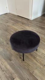 Zwarte poef bijzettafel, Ophalen, 50 tot 100 cm, Rond, Zo goed als nieuw