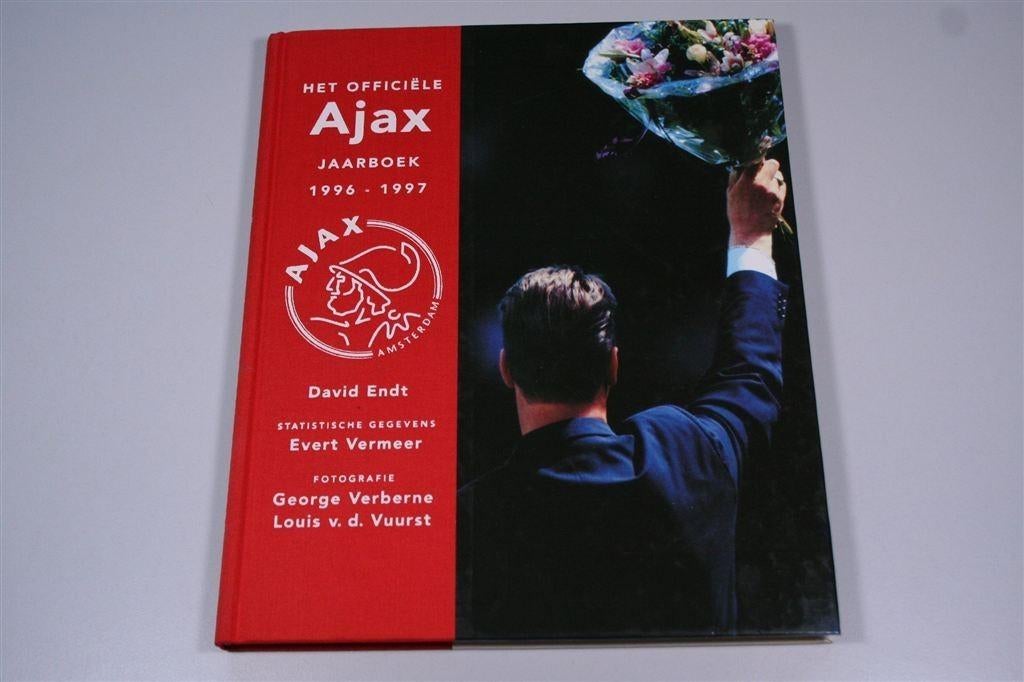 Het officiële Ajax jaarboek 1996-1997, Boeken, Sportboeken, Ophalen of Verzenden, Zo goed als nieuw, Watersport en Hengelsport