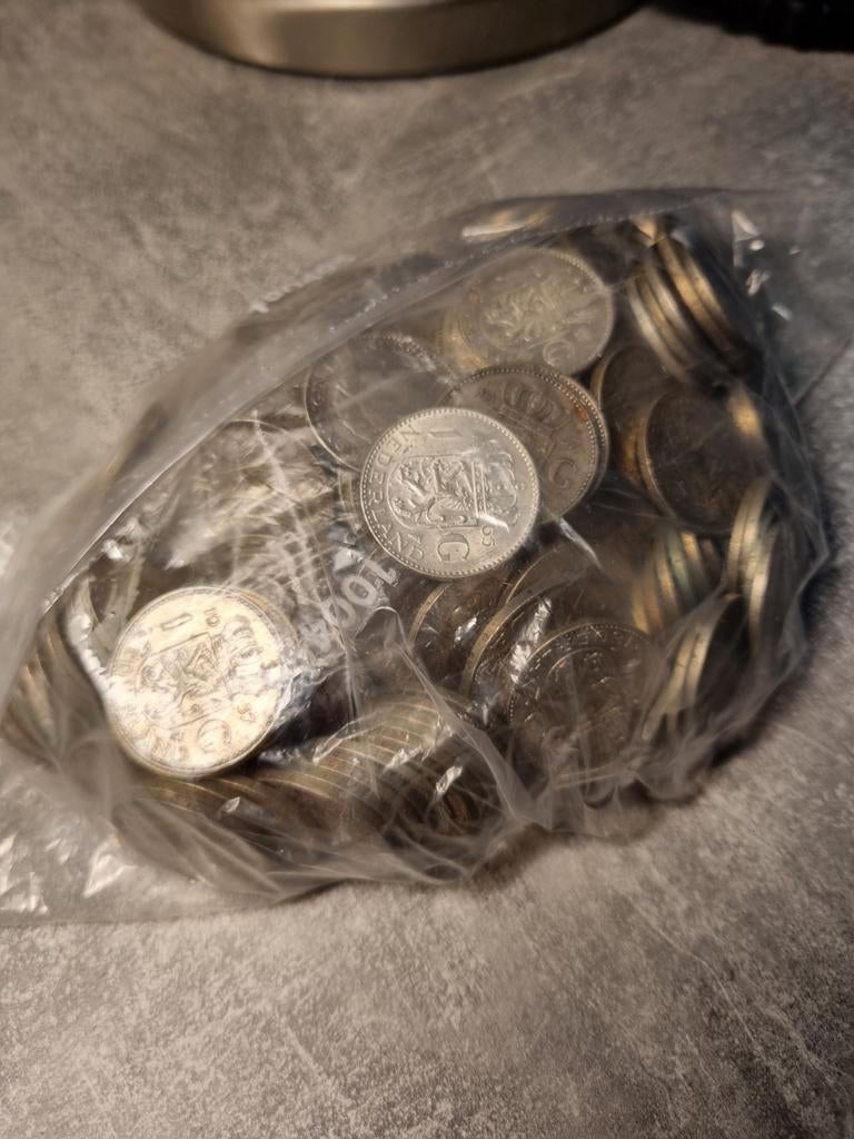 Nu nog te koop!! 1 Kilo Netto Zilveren Guldens Juliana, Postzegels en Munten, Munten | Nederland, 1 gulden, Koningin Juliana, Zilver