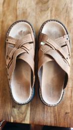 Bruine leren heren slippers maar 42, Slippers, Bruin, Ophalen of Verzenden, Zo goed als nieuw