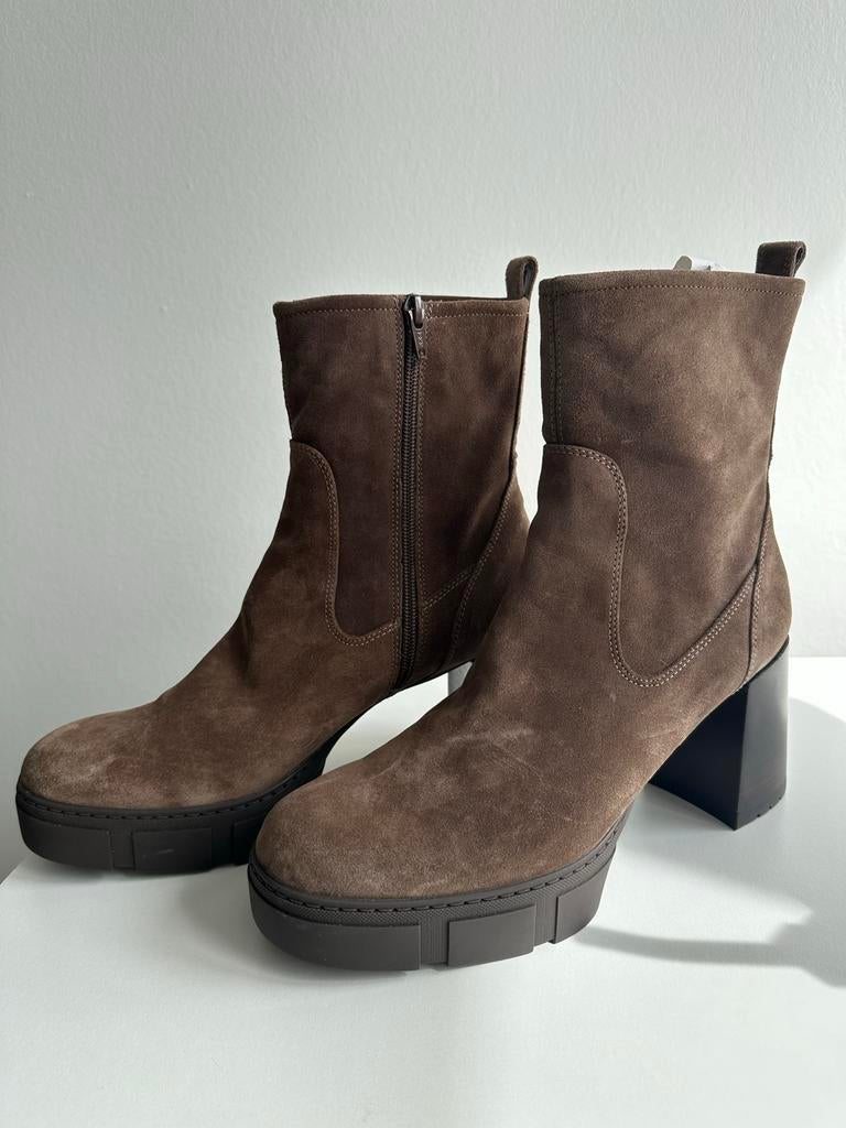 Unisa laars maat 42, Bruin, Lage of Enkellaarzen, Ophalen of Verzenden, Zo goed als nieuw