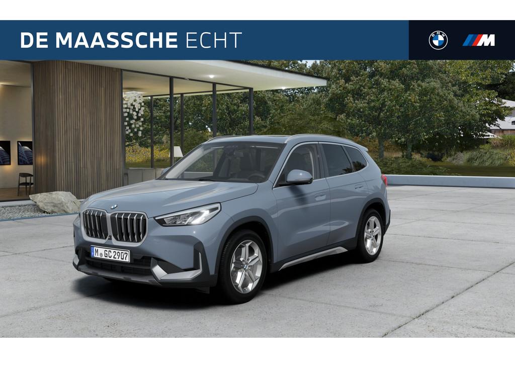 BMW X1 sDrive20i xLine Automaat / Panoramadak / Achteruitrij, Auto's, BMW, 1525 kg, Zwart, 156 pk, Leder