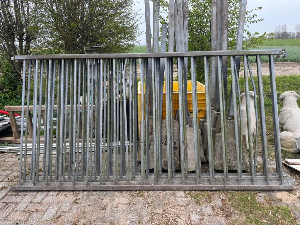 Hekwerk diverse afmetingen - Spijlenhekwerk, Tuin en Terras, Tuinhekken en Hekwerk, Ophalen, Gebruikt, IJzer, Spijlenhekwerk