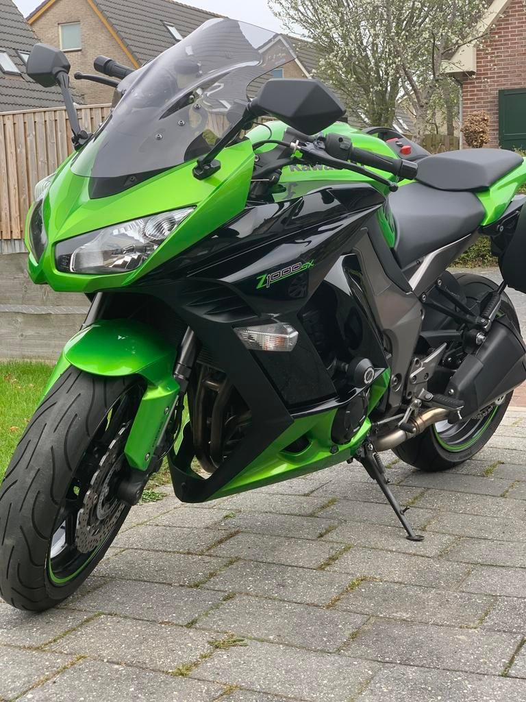 Kawasaki Z1000sx sport touring zwart/groen met zijkoffers, Motoren, Motoren | Kawasaki, LED Verlichting, Occasion, 4 cilinders
