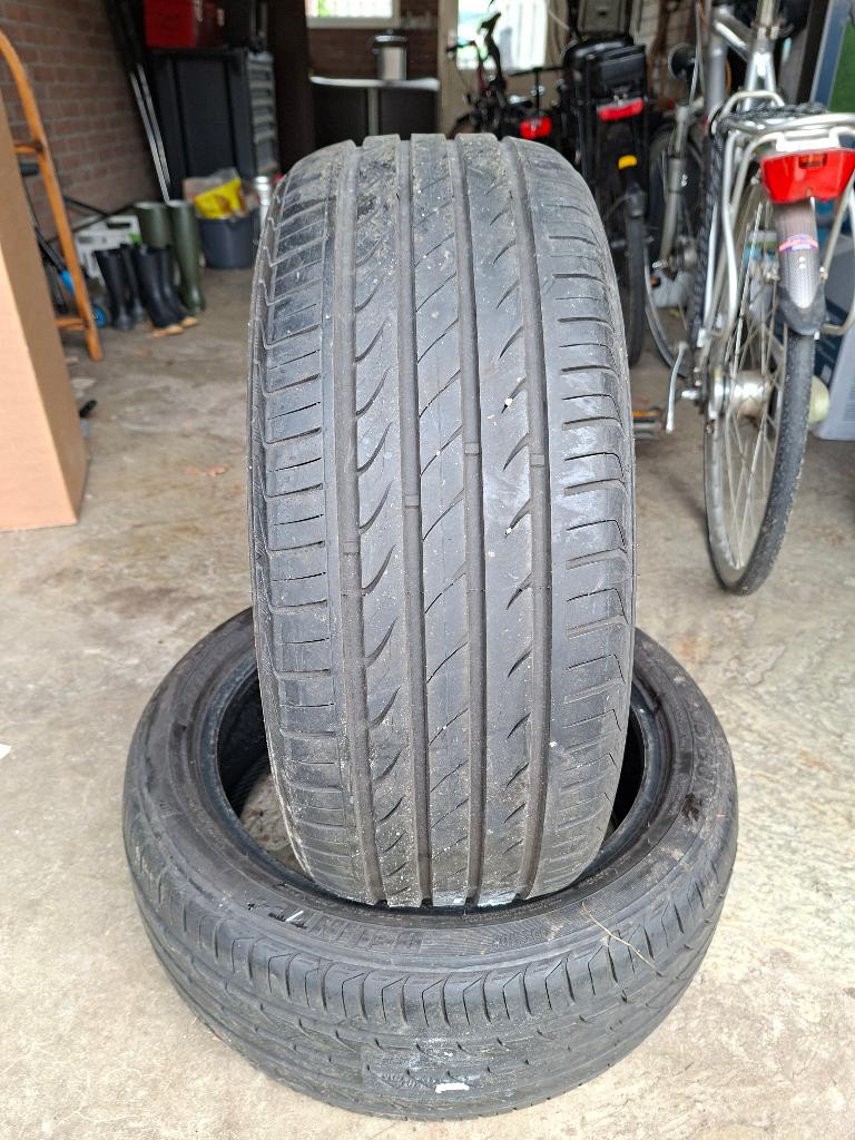 2x 205/50R17 zomerbanden, Ophalen