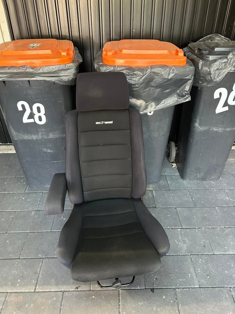 Mooie scheel autostoel met ondestel voor MB Vito, Ophalen, Gebruikt, Mercedes-Benz