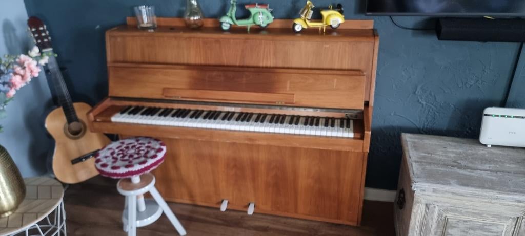 Piano, Muziek en Instrumenten, Piano's, Ophalen, Gebruikt, Bruin, Piano