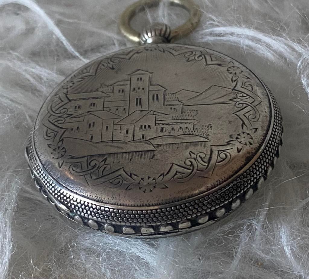 Oude zakhorloge met prachtige zilveren kast., Verzenden