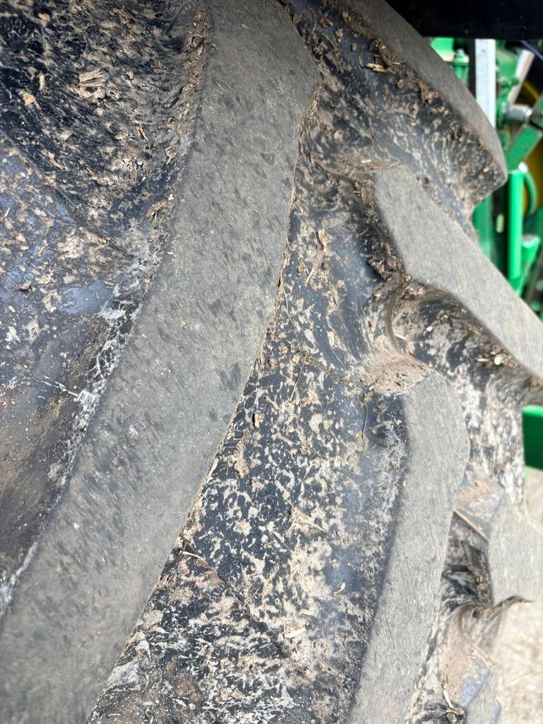 Trekkerband 600/65 R38 - Goede staat, Zakelijke goederen, Agrarisch | Onderdelen | Banden, Velgen en Assen, Ophalen