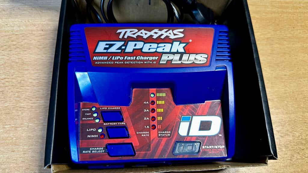 Traxxas EZ-Peak Plus lipo lader, Ophalen of Verzenden, Zo goed als nieuw