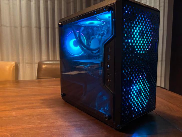 AMD game pc, Computers en Software, Desktop Pc's, Zo goed als nieuw, 3 tot 4 Ghz, SSD, 16 GB, Met videokaart, Gaming, Ophalen of Verzenden