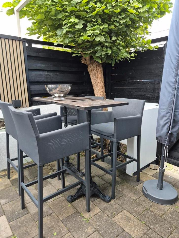 Hogebarkrukken Manifesto Sulzano , sta tafels., Tuin en Terras, Tuinsets en Loungesets, Gebruikt, Tuinset, Kunststof, 4 zitplaatsen