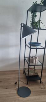 Frandsen Benjamin  Vloerlamp/lamp grijs Deens Design, Ophalen, Zo goed als nieuw, Metaal, 150 tot 200 cm