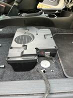 Fiat 500 Abarth under the seat subwoofer, Ophalen