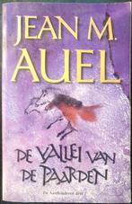 De Vallei Van De Paarden - Jean M. Auel, Boeken, Gelezen, Europa overig, Jean M. Auel, Ophalen of Verzenden