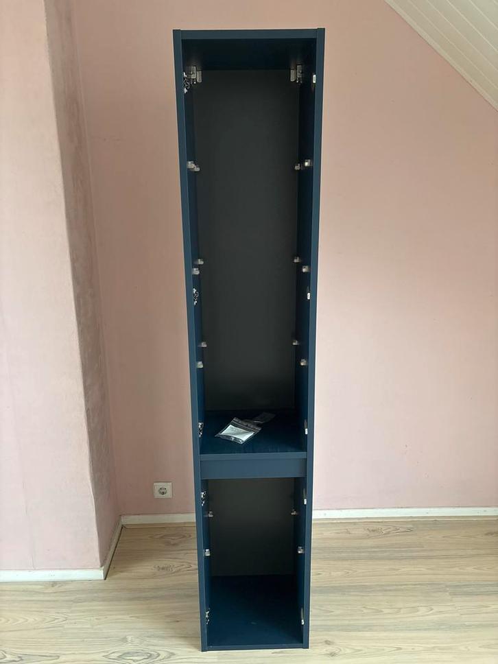 Badkamerkast - 180cm hoog, smal model, Huis en Inrichting, Badkamer | Badkamermeubels, Gebruikt, 150 tot 200 cm, Minder dan 50 cm