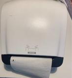 handdoekdispenser, Ophalen