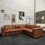 *SHOWROOMMODEL | Hoekbank | Cognac | Suede | Bank | Sofa, Huis en Inrichting, Banken | Bankstellen, Stof, Modern design congac suede hoekbank bank bankstel sofa