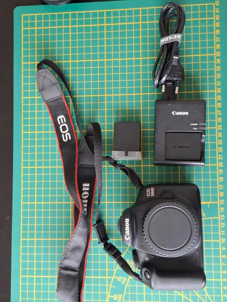 Canon 1300D, Audio, Tv en Foto, Fotocamera's Digitaal, Zo goed als nieuw, Canon, Geen optische zoom, Ophalen of Verzenden