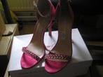 Hak sandalet, Kleding | Dames, Schoenen, Ophalen of Verzenden, Schoenen met hoge hakken, Roze, Gedragen