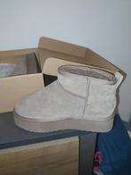 CPH Sydney Mini Plateau - Ugg look-a-like - Nieuw!, Kleding | Dames, Schoenen, Ophalen, Beige, CPH, Lage of Enkellaarzen