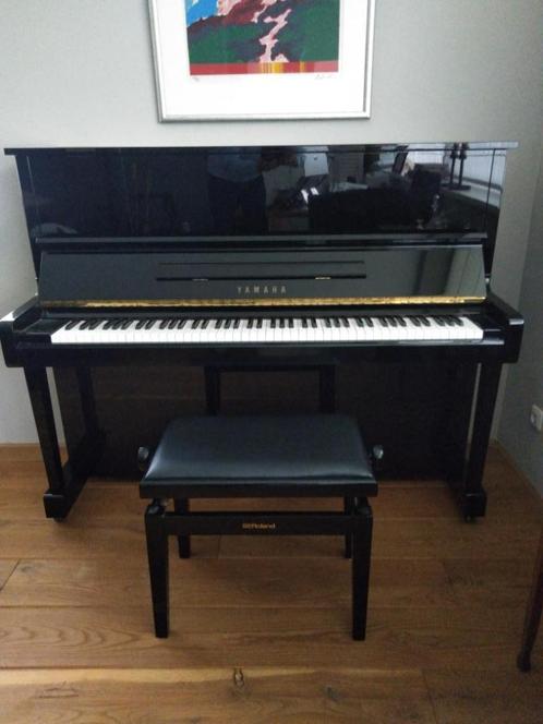 Yamaha piano, Muziek en Instrumenten, Piano's, Zo goed als nieuw, Piano, Zwart, Hoogglans, Ophalen