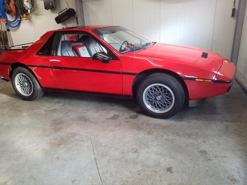 pontiac fiero SE 1984 balastingvrij  barnfind 94000 km, Auto's, Chevrolet, Particulier, Caprice, Benzine, Coupé, Automaat, Geïmporteerd