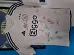 Gesigneerd Ajax uitshirt 23/24, Verzamelen, Sportartikelen en Voetbal, Ophalen of Verzenden, Nieuw, Ajax, Shirt