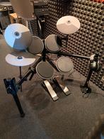 Roland TD-02K V-Drums elektronisch drumstel, Muziek en Instrumenten, Drumstellen en Slagwerk, Ophalen, Zo goed als nieuw, Roland