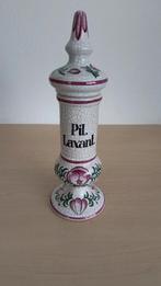 Apothekerspot Herr Fayance Pil Laxant, Ophalen